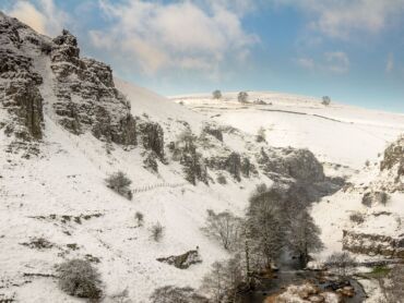 Peaseland Rocks And Wolfscote Dale